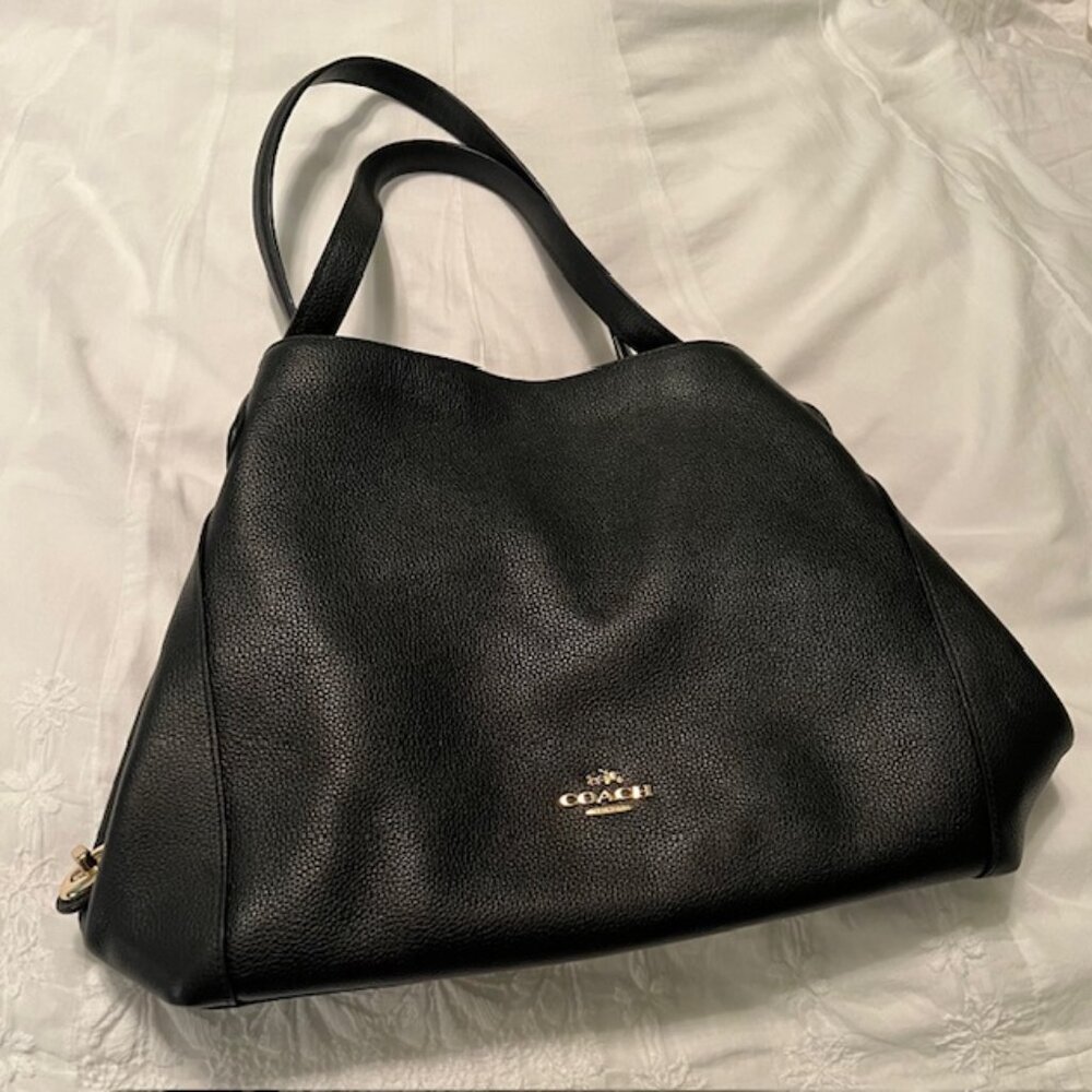 SOLD/No Longer Available!! Retired COACH Lexi Black Pebble Leather Purse